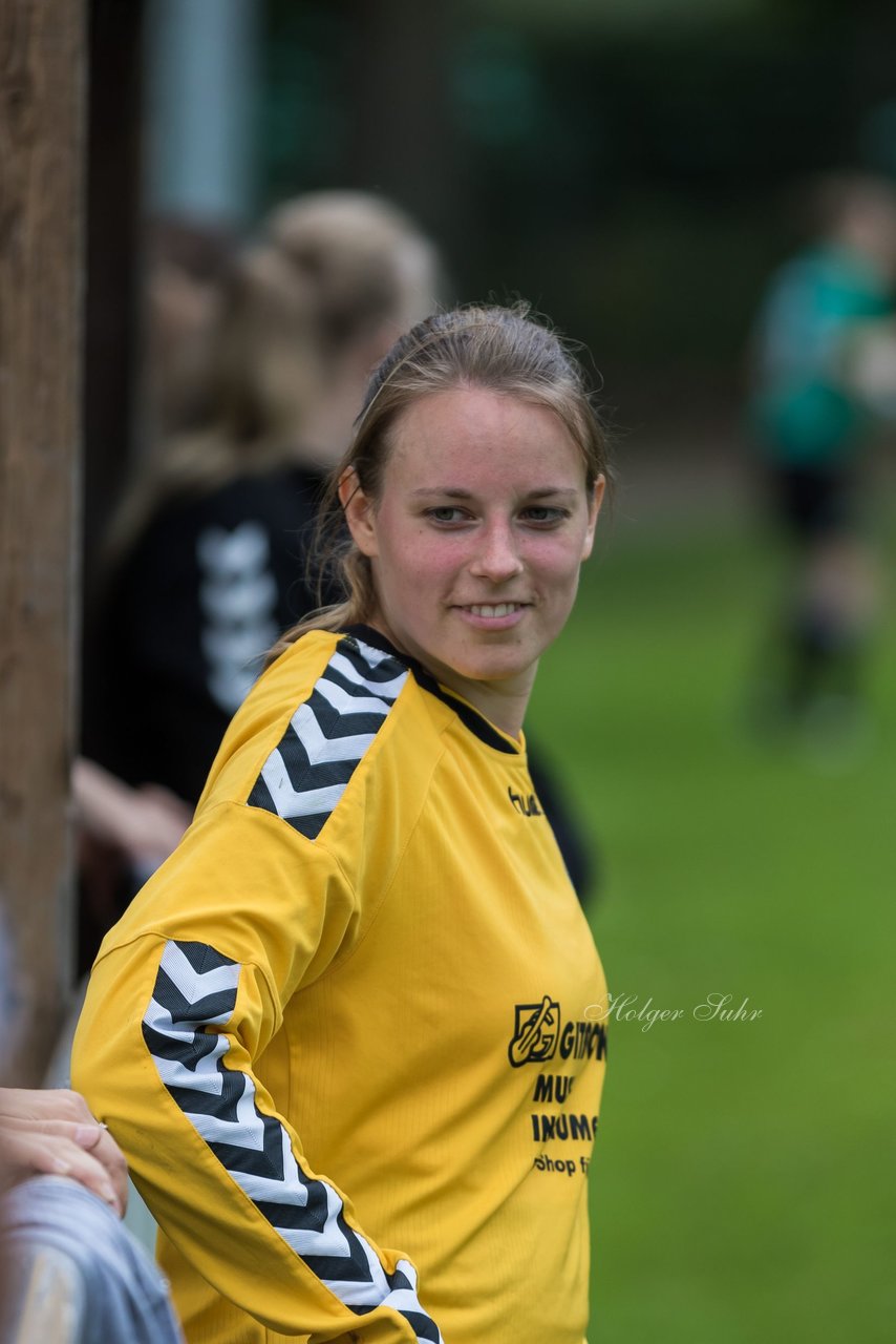 Bild 207 - Frauen SVHU 2 - Wellingsbuettel 1 : Ergebnis: 2:2